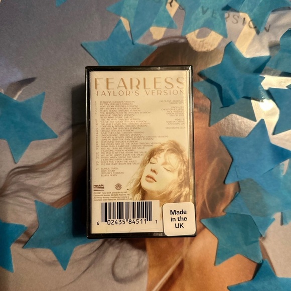 Taylor Swift Fearless Cassette - Picture 3 of 4